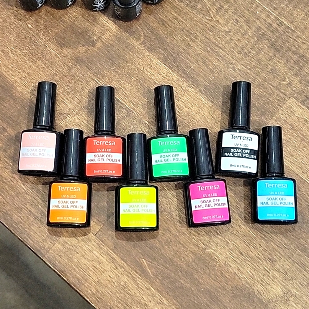 Gel nail polish